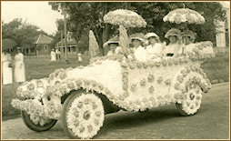 1915 Flower Parade automobile entry